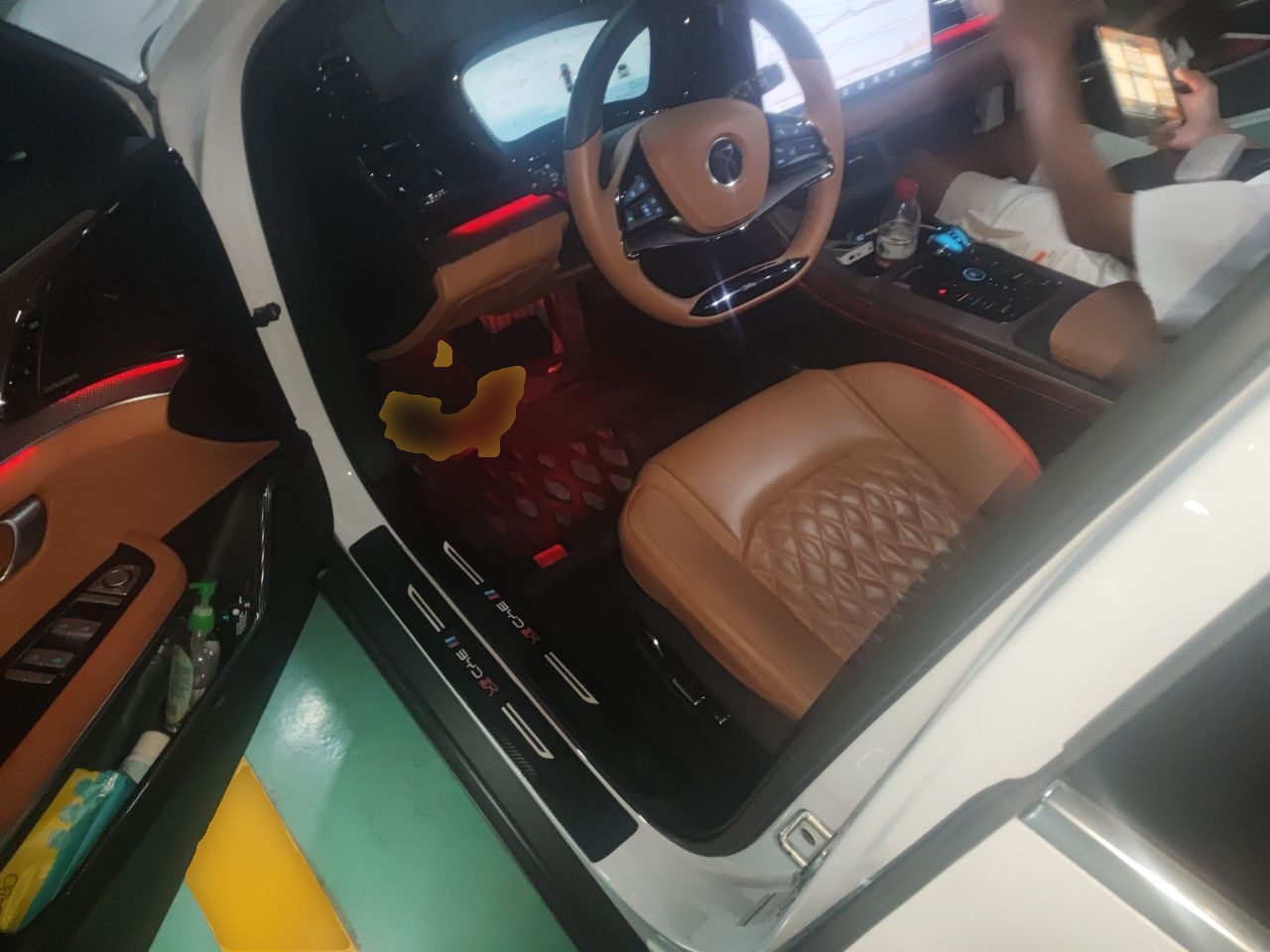 BYD Han 2022 DM-i 121KM Luxury Model — снимка 16