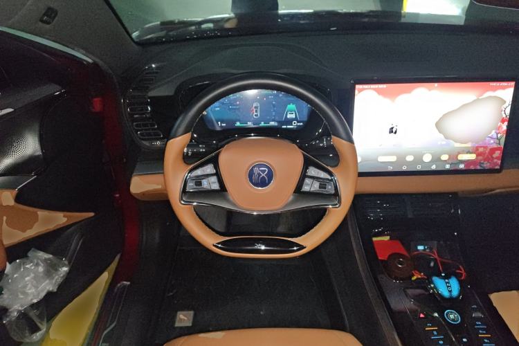 Used BYD Han 2022 DM-i 121KM Prestige Model