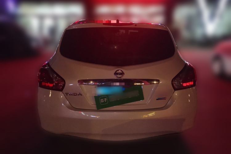 Used Nissan Tiida 2011 1.6L Manual Smart Version