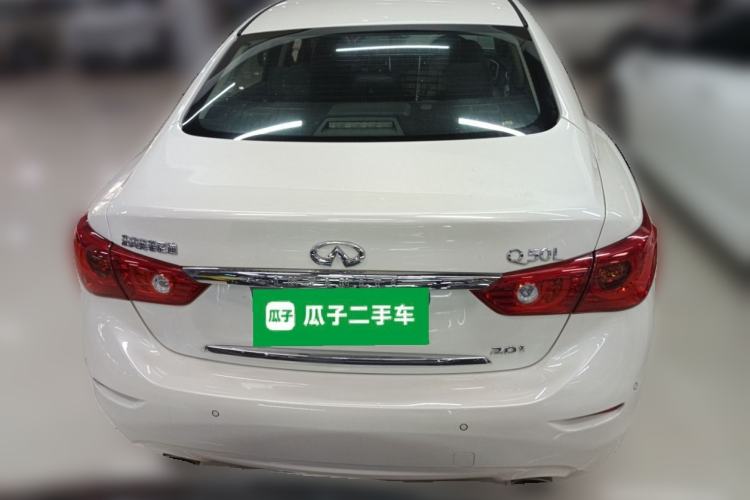 Used Infiniti Q50L 2015 2.0T Luxury Edition
