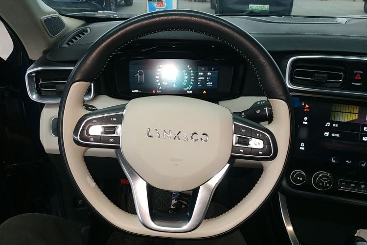 Used Lynk & Co 01 2017 2.0T Two-Wheel Drive Zhaopu Version