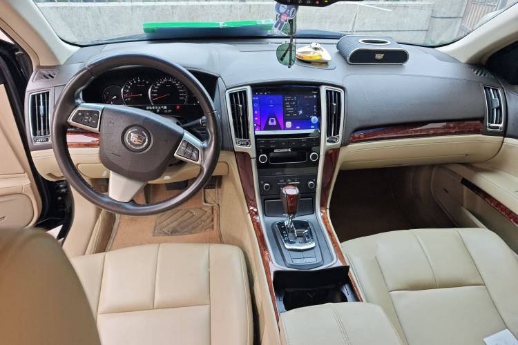 Used Cadillac SLS Seville 2011 2.0T Elite Edition Center Console