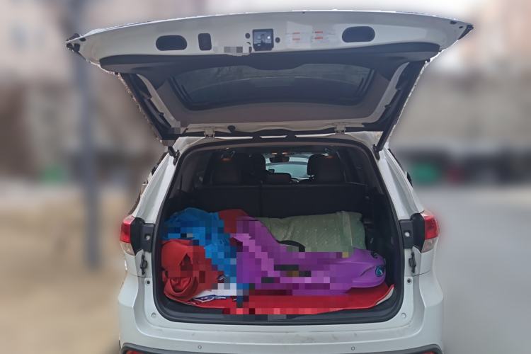 Used Toyota Highlander 2018 2.0T Four-Wheel Drive Prestige Version 7 Seats China VI Standard
