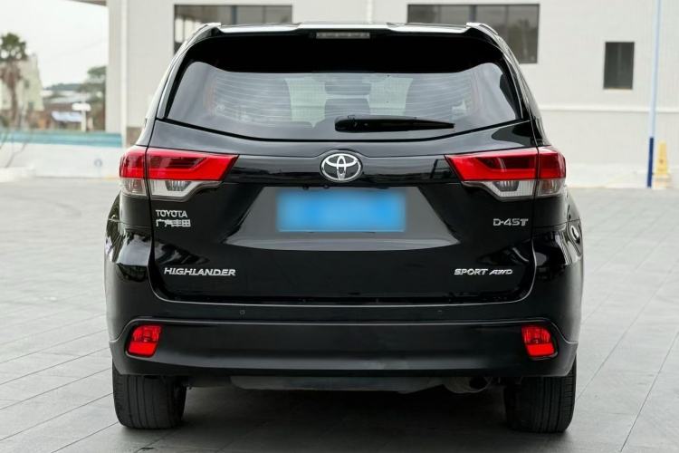 Used Toyota Highlander 2018 2.0T Four-Wheel Drive Luxury Edition 7 Seats China V Emission Standard
