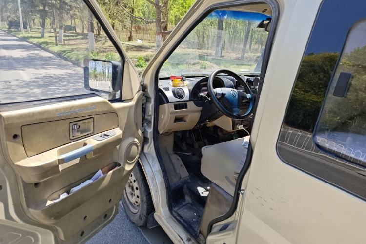 Used Dongfeng Xiaokang C37 2012 1.4L Standard Edition DK13-06
