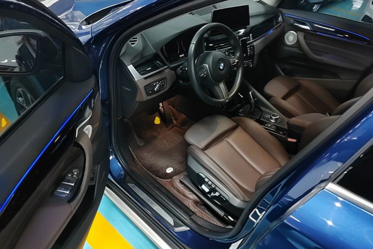 Used BMW X1 2021 sDrive20Li Premium Edition Driver Seat