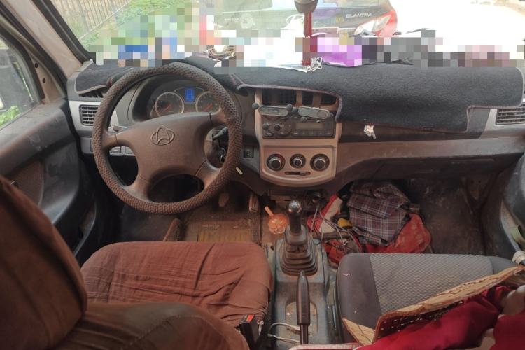 Used CHANGAN KAICHENG Star 9 2015 1.5L Base Version 4G15S Center Console