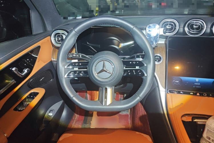 Used Mercedes-Benz GLC 2023 GLC 300 L 4MATIC Dynamic Edition 5-seater
