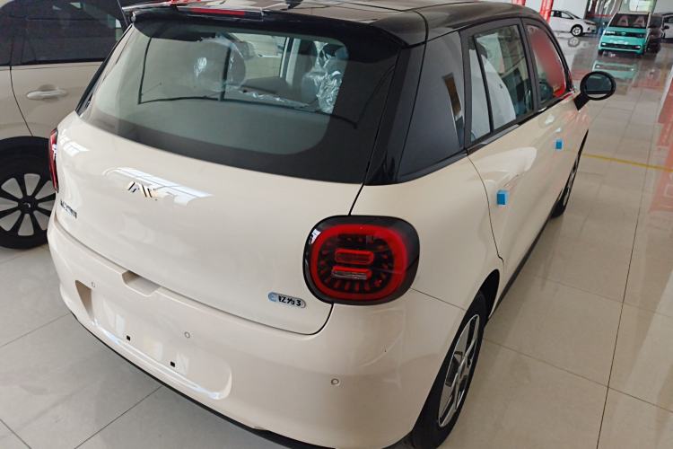 Used JAC Yiwei 3 2025 330km Freedom Edition Rear Right 45 Deg