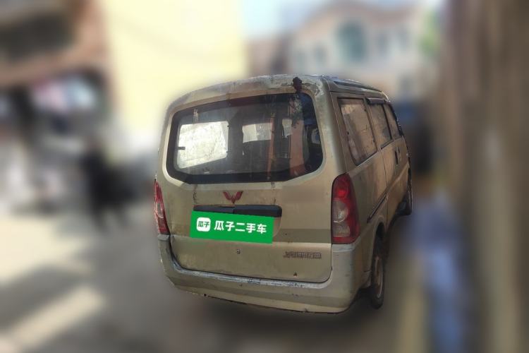 Used Wuling Rongguang 2011 1.2L Base Version
