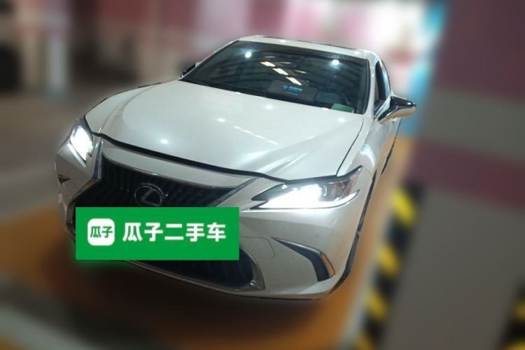 Used Lexus ES 2023 200 Excellence Edition