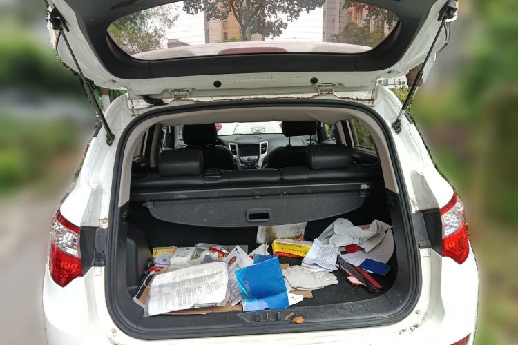 Used CHANGAN CS35 2016 1.6L Automatic Luxury Model China V Standard Trunk