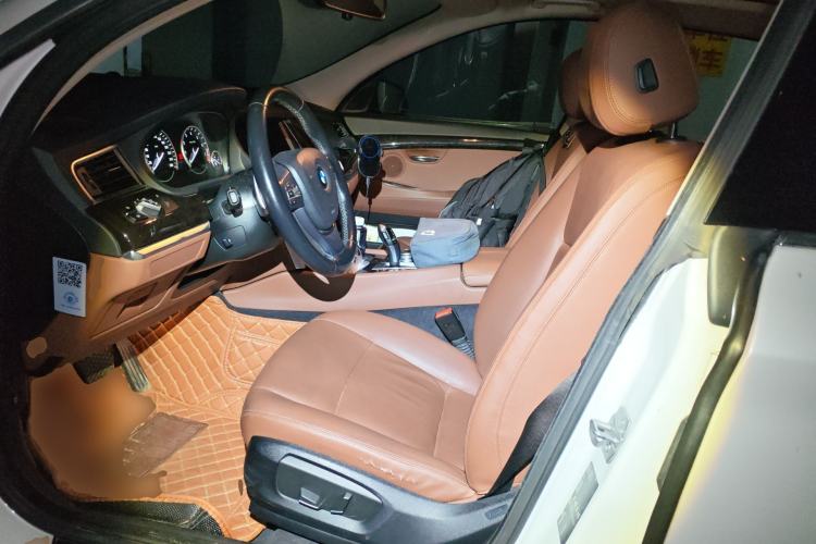 Used BMW 5 Series GT 2015 535i Leading Model