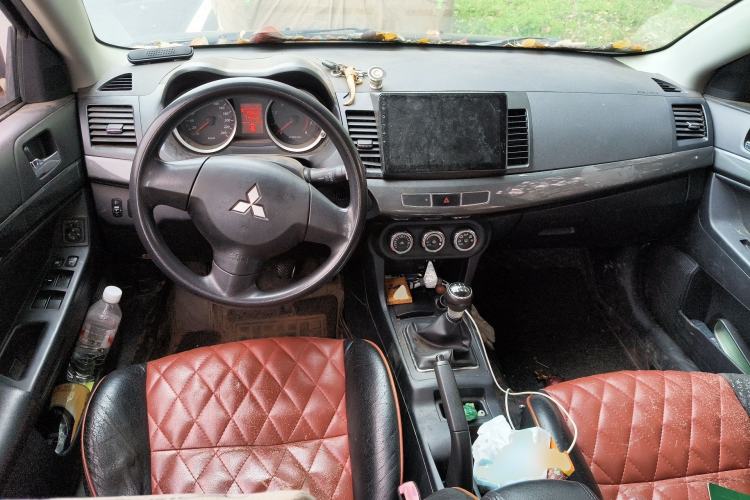 Used Mitsubishi Lancer EX 2013 Fashion Edition 1.8L Manual Comfort Version
