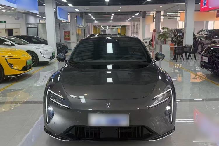 Used Avatr 06 2025 Max All-Electric Version