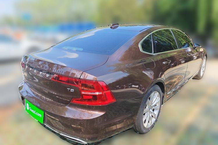Used Volvo S90 2018 T5 Zhiyuan Edition Rear Right 45 Deg