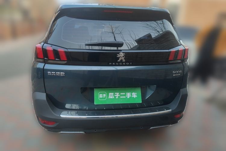 Used Peugeot 5008 2017 350THP 7-Seater Elite Edition
