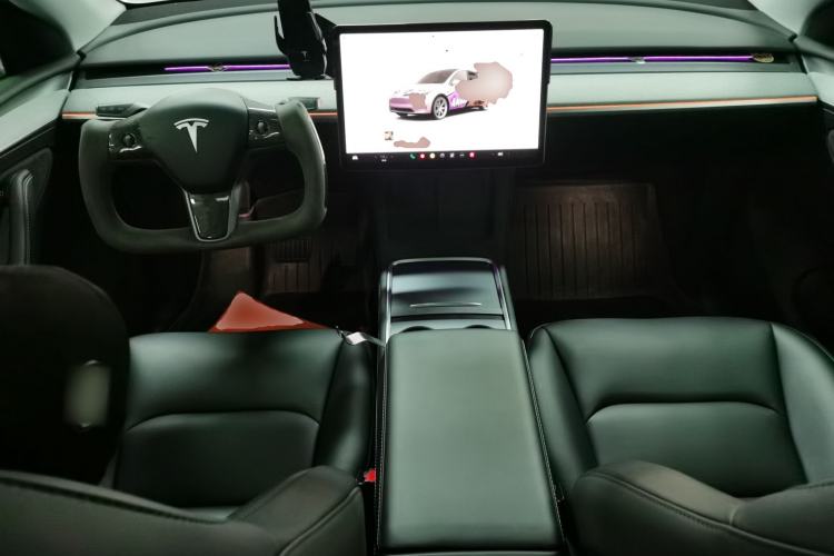 Used Tesla Model Y 2024 Rear-Wheel-Drive Version Center Console