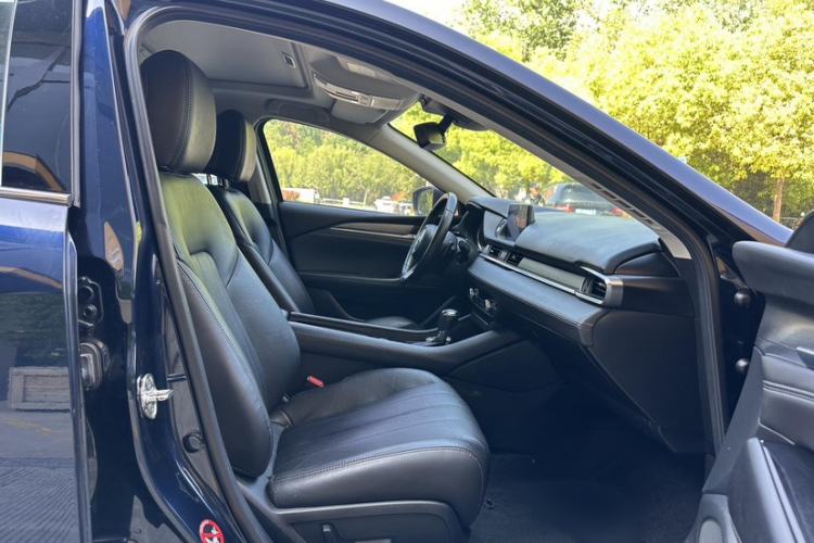 Used Mazda Atenza 2020 2.5L Skyline Sport Edition Interior 7