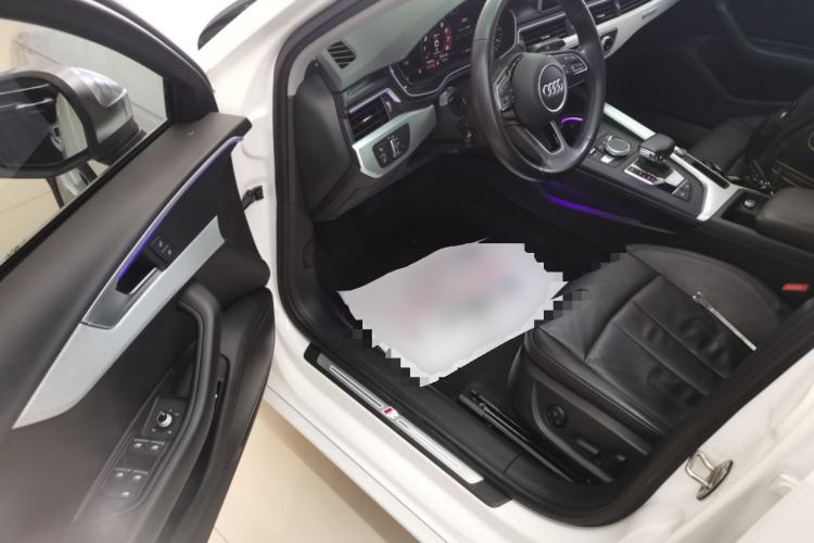 Used Audi A4L 2019 40 TFSI Fashion Edition China VI Emission Standard
