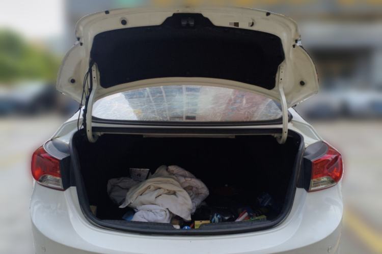 Used Hyundai Elantra (5th Generation / Langdong) 2015 1.6L Manual Fashion Edition
