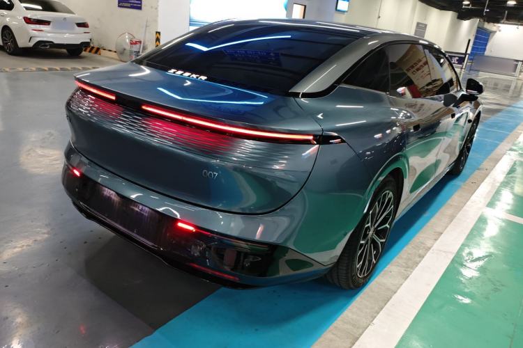 Used Zeekr 007 2024 Rear-Drive Enhanced Version 75 kWh
