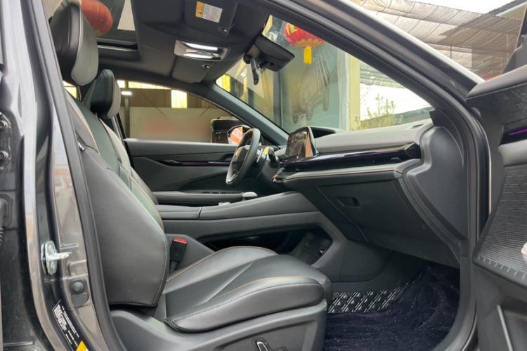 Used CHANGAN UNI-V 2022 1.5T Prestige Version Interior 2