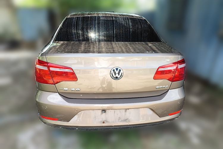 Used Volkswagen Bora 2013 1.6L Manual Fashion Edition