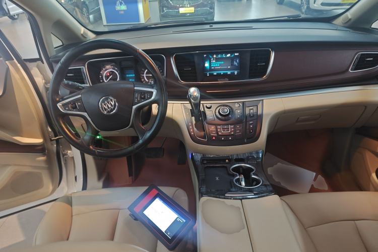 Used Buick GL8 2017 25S Prestige Version China V Standard
