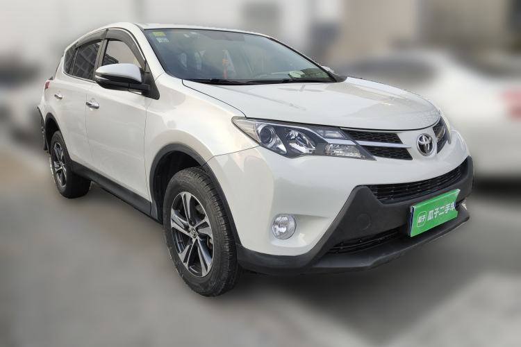 Used Toyota RAV4 2015 2.0L CVT Four-Wheel Drive New Edition