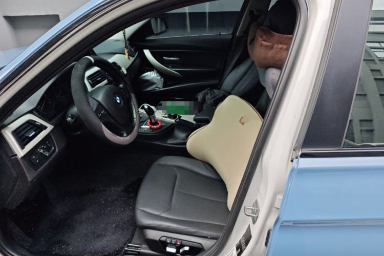 Used BMW 3 Series 2016 320Li Ambition Model Left Front Seat