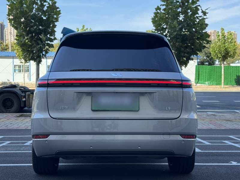 Used Li Auto L9 2022 Max model — 17