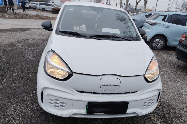 Used Roewe Clever 2021 302 km New Four-Seater Super-Efficient Version