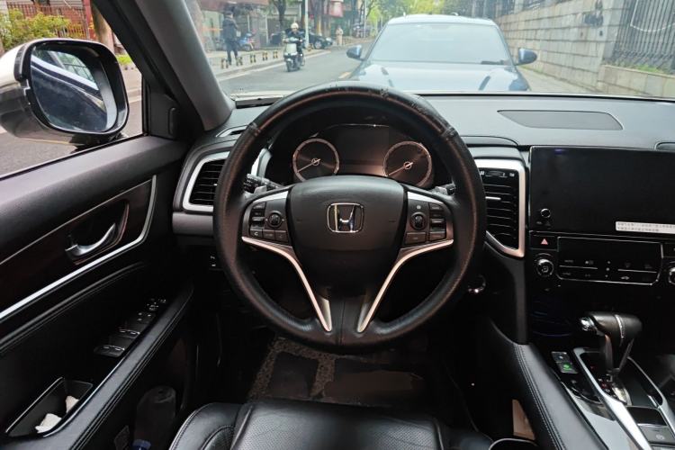 Used Honda UR-V 2017 240TURBO Two-Wheel Drive Luxury Edition China VI
