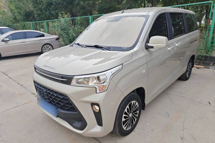 Used Dongfeng Fengon 380 2022 1.5L Comfort-Class Passenger Vehicle (Steel Spring) with 7 Seats