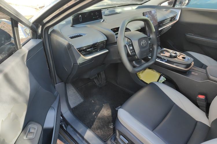 Used Toyota bZ3 2023 517 km Elite PRO Driver Seat