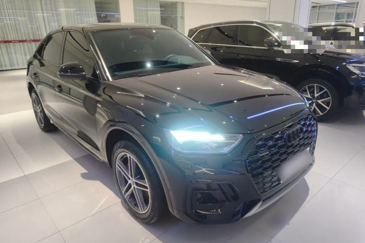 Used Audi Q5L Sportback 2024 40 TFSI Fashion Version Front Right 45 Deg