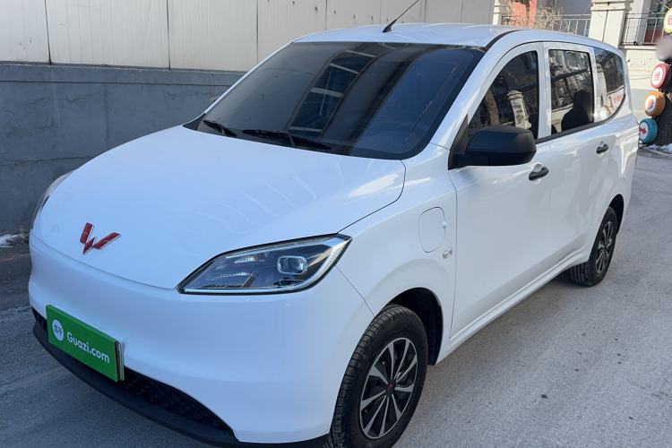 Used Wuling Hongguang New Energy 2024 All-Electric Model 300KM Practical Version
