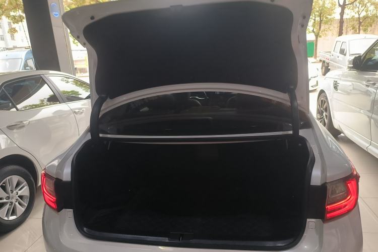 Used Lexus ES 2016 250 Midnight Special Limited Edition Trunk