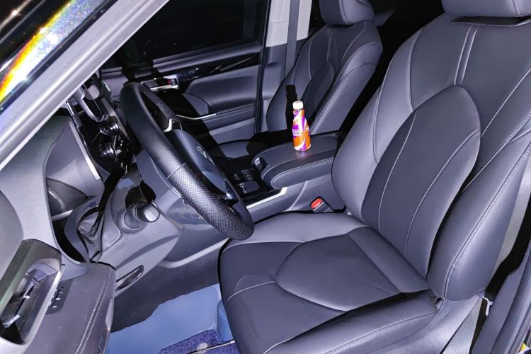 Used Toyota Highlander 2022 Dual-Engine 2.5L Four-Wheel Drive Prestige Version 7 Seats