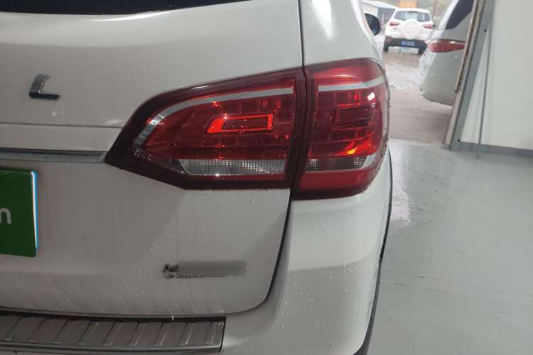 Used Haval H6 2015 Sport Edition 1.5T Automatic Two-Wheel Drive Luxury Model