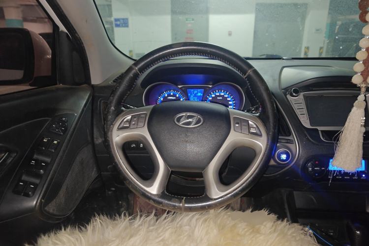 Used Hyundai ix35 2012 2.0L Automatic Two-Wheel Drive Elite Edition GLS
