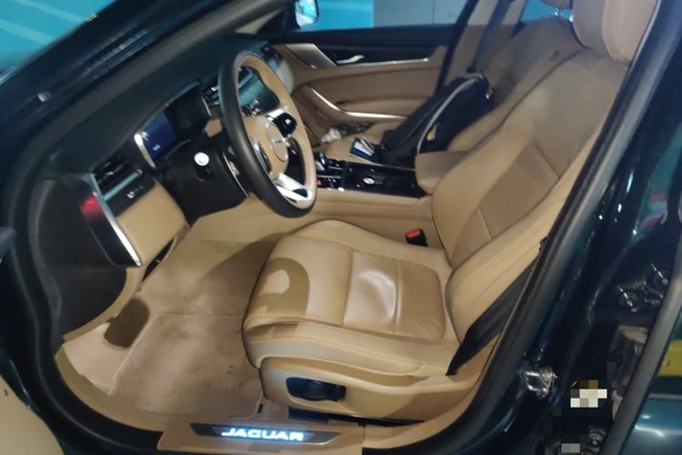 Used Jaguar XFL 2021 XFL 2.0T P250 Two-Wheel-Drive Luxury Deluxe Edition Left Front Seat