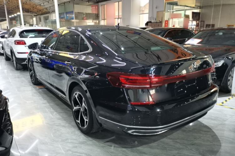 Used Volkswagen Passat 2024 330TSI Starry Elite Edition
