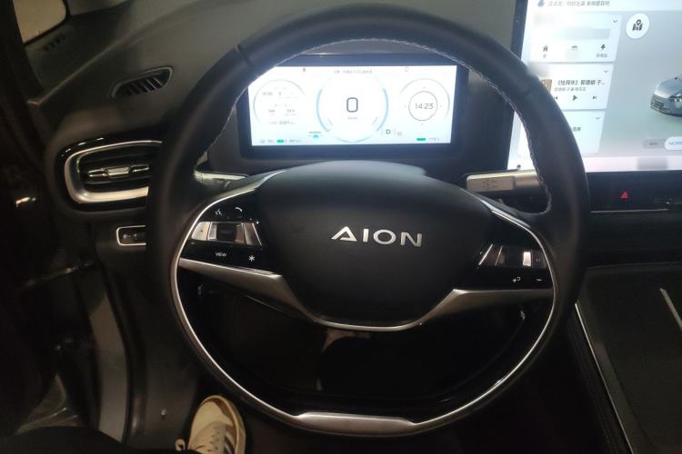 Used AION V 2024 Plus 70 Star Edition Lithium Iron Phosphate Steering Wheel