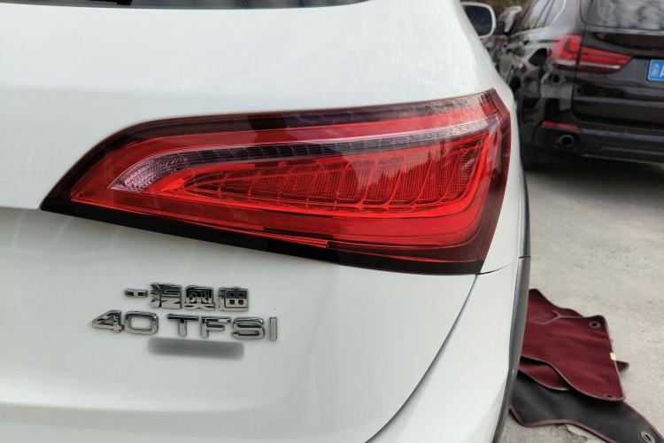 Used Audi Q5 2017 Plus 40 TFSI Technology Model