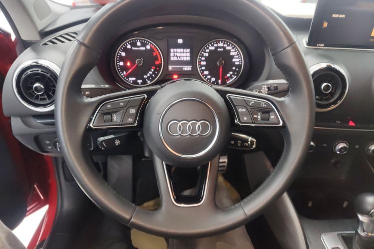 Used Audi A3 2020 Limousine 35 TFSI Fashion Edition China VI Emission Standard