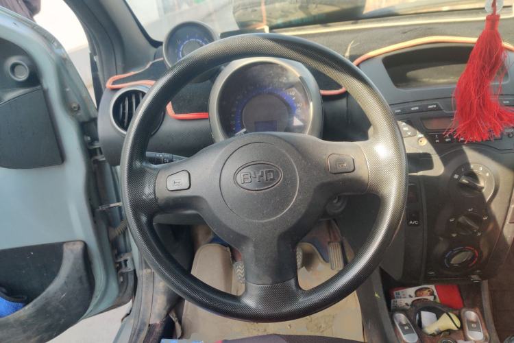 Used BYD F0 2011 Shangku Edition 1.0L Yuexiu Model
