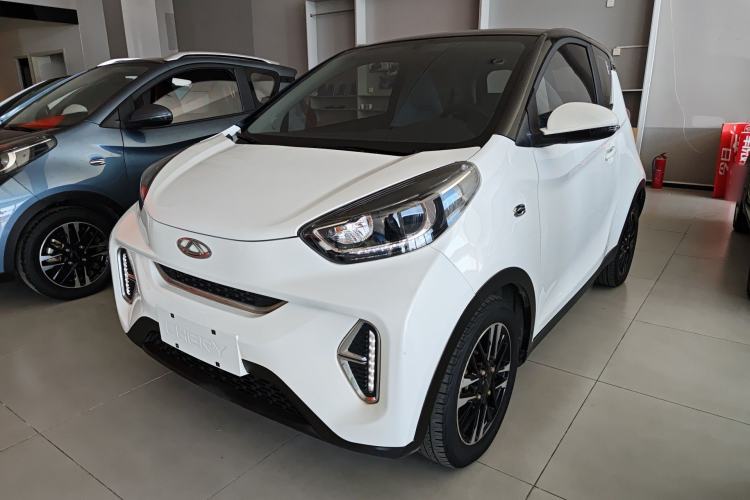 Used Chery QQ Little Ant 2022 Revised Version Sweet Pink Edition Half-Sugar Version Lithium Iron Phosphate 30.7 kWh 30 kW 301 km