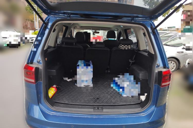 Used Volkswagen Touran 2018 Volkswagen Touran L 280TSI DSG Comfort Edition 7 Seats China VI Standard Trunk